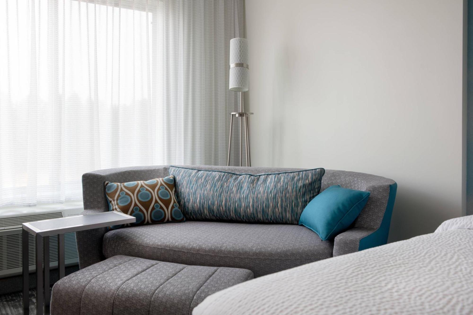 Courtyard By Marriott Pullman Hotel Bagian luar foto