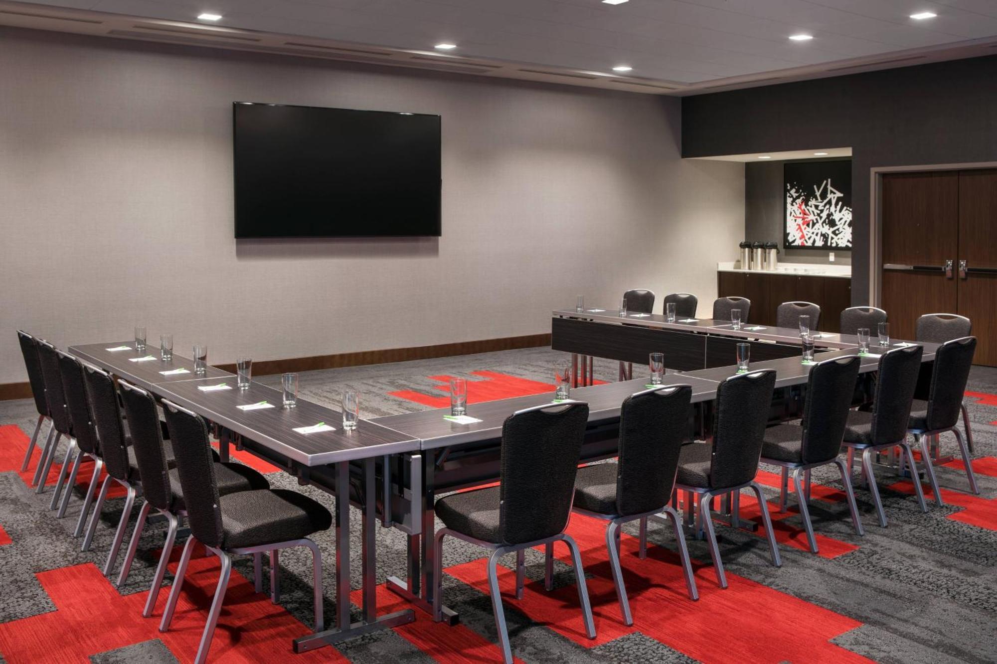 Courtyard By Marriott Pullman Hotel Bagian luar foto