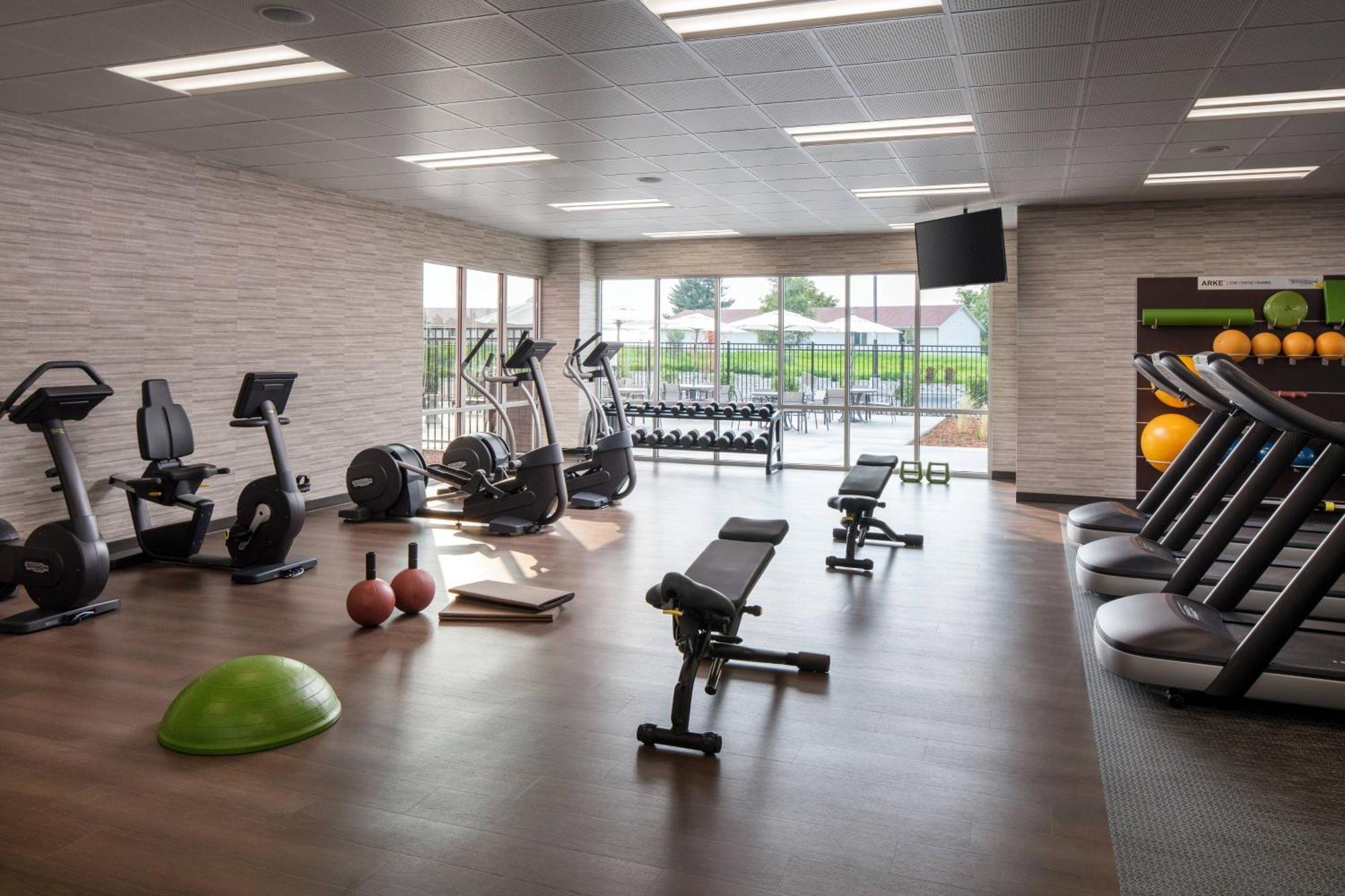 Courtyard By Marriott Pullman Hotel Bagian luar foto