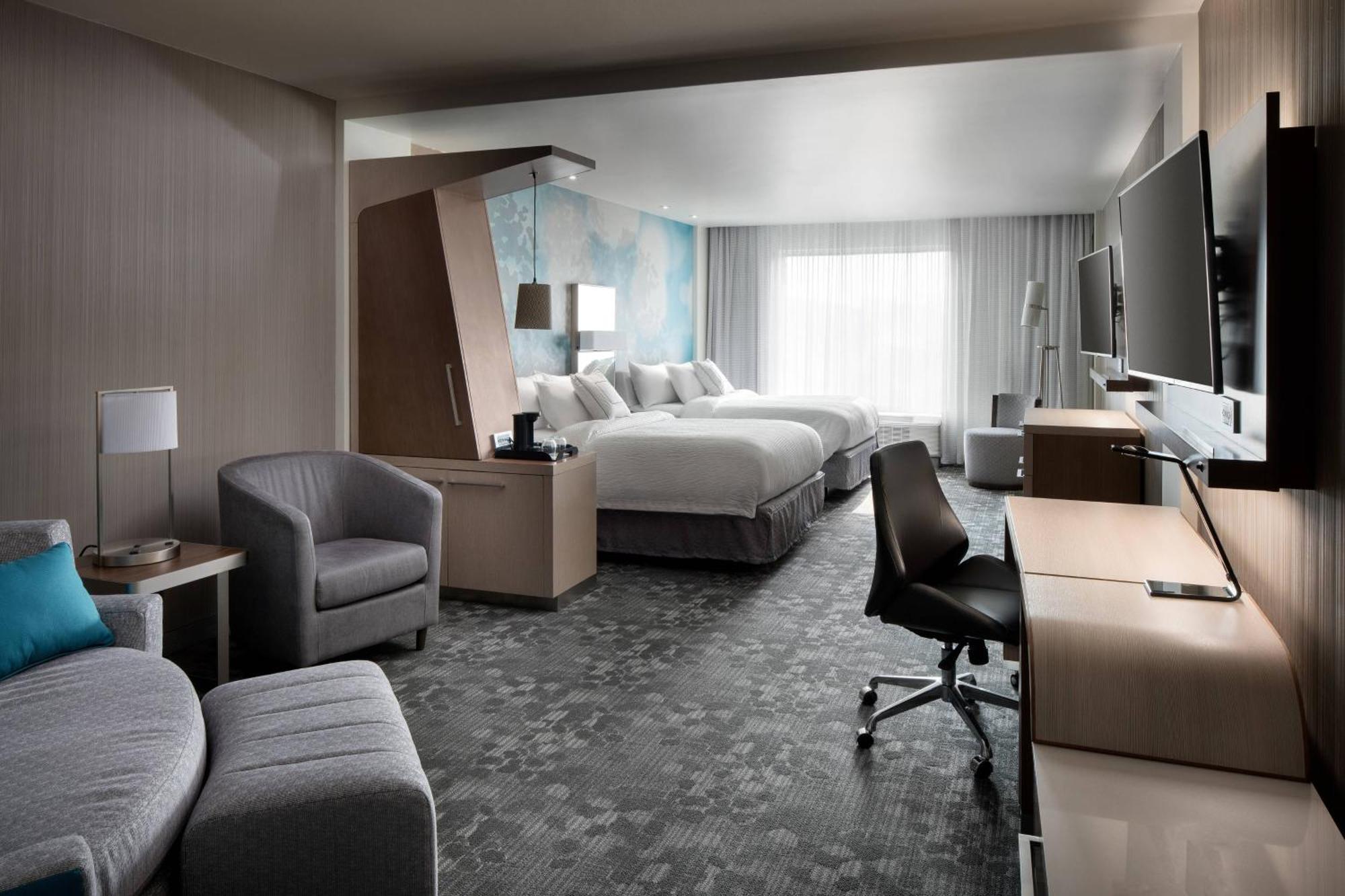 Courtyard By Marriott Pullman Hotel Bagian luar foto